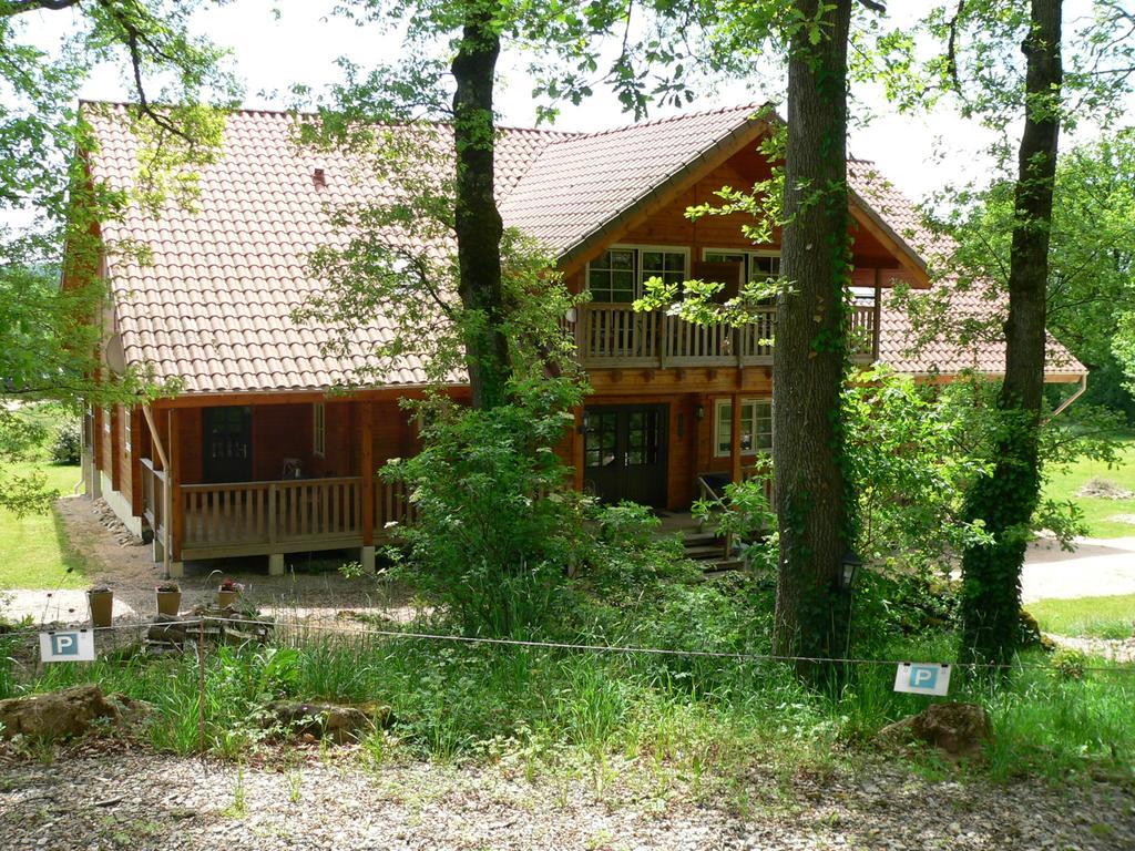 Chambre d'hôte L'Arrivée Bed and Breakfast Autoire Exterior foto